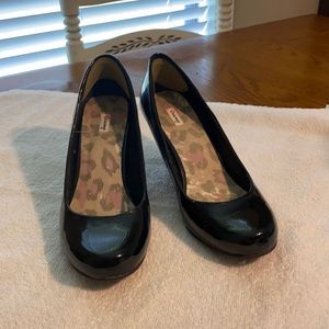 Black 7.5 heels excellent condition!